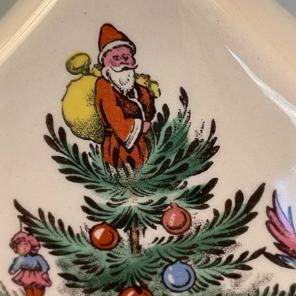 Spode Christmas Tree Bank - Picture 6 of 8
